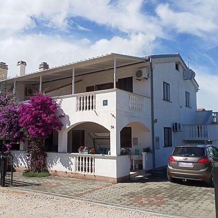 Apartments Marijan ドラゲ エクステリア 写真